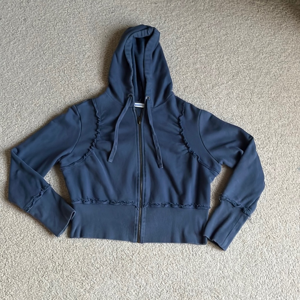 Cropped zip up